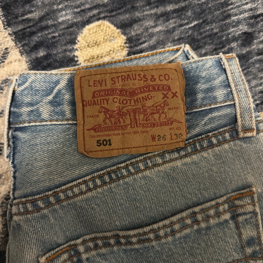 Levi's 501 women’s 26